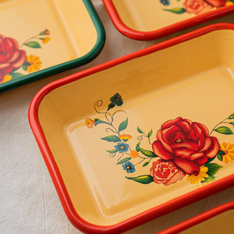 Roses Rectangular Tray with Red Border