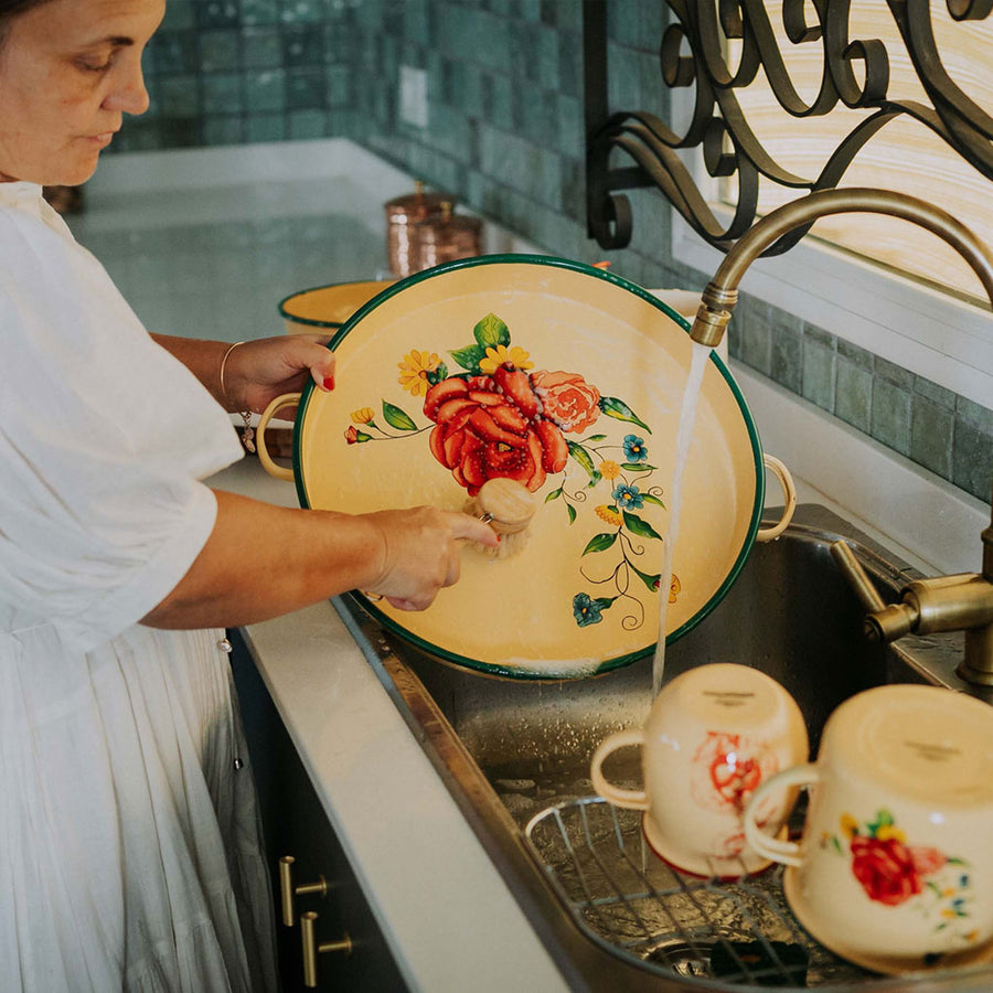 Roses Round Tray With Handles And Green Border